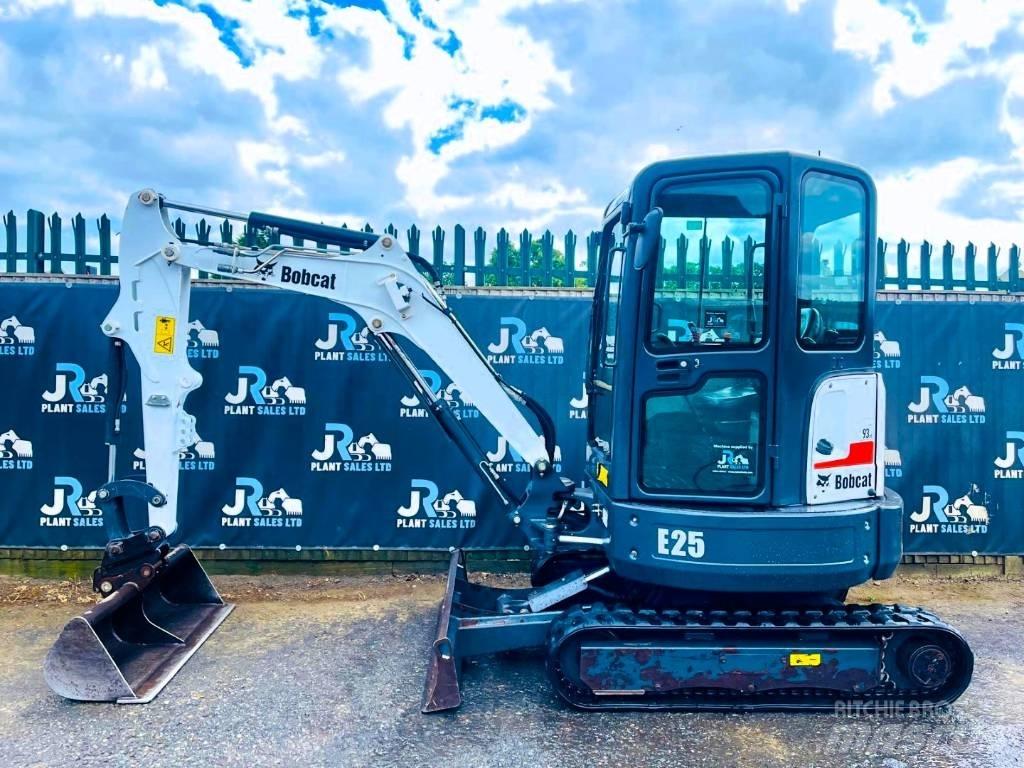 Bobcat E 25 Mini pelle < 7t
