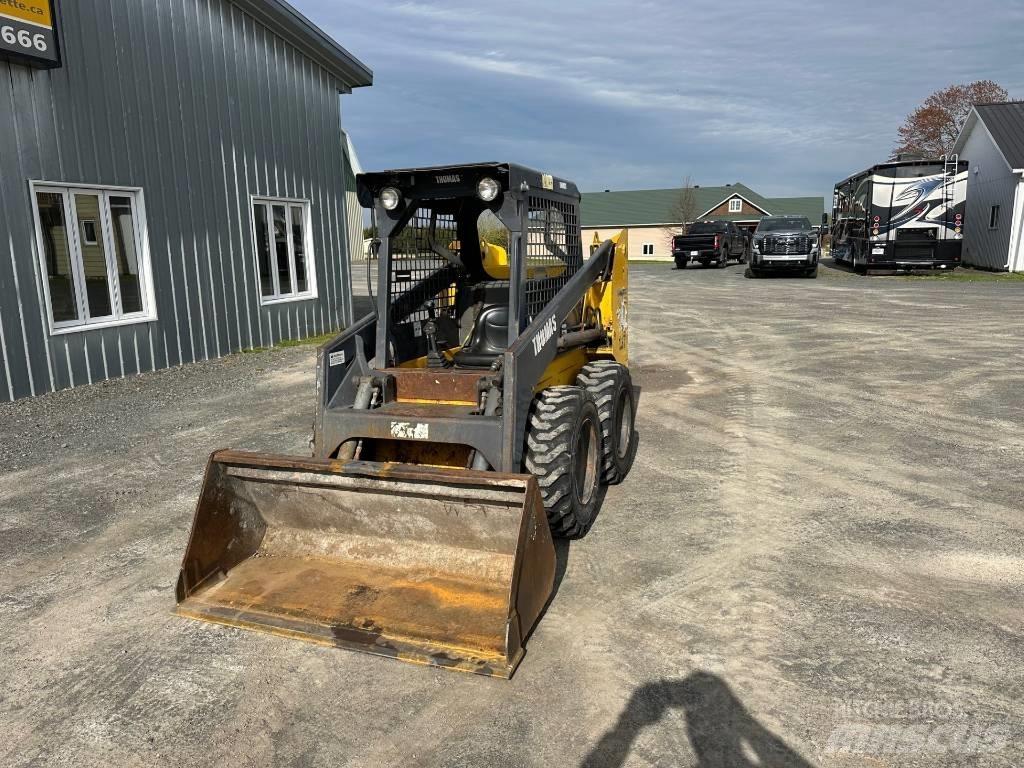 Thomas T137 Chargeuse compacte