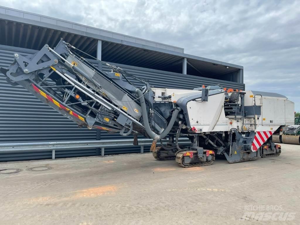 Wirtgen W 210 Fraiseuse à froid
