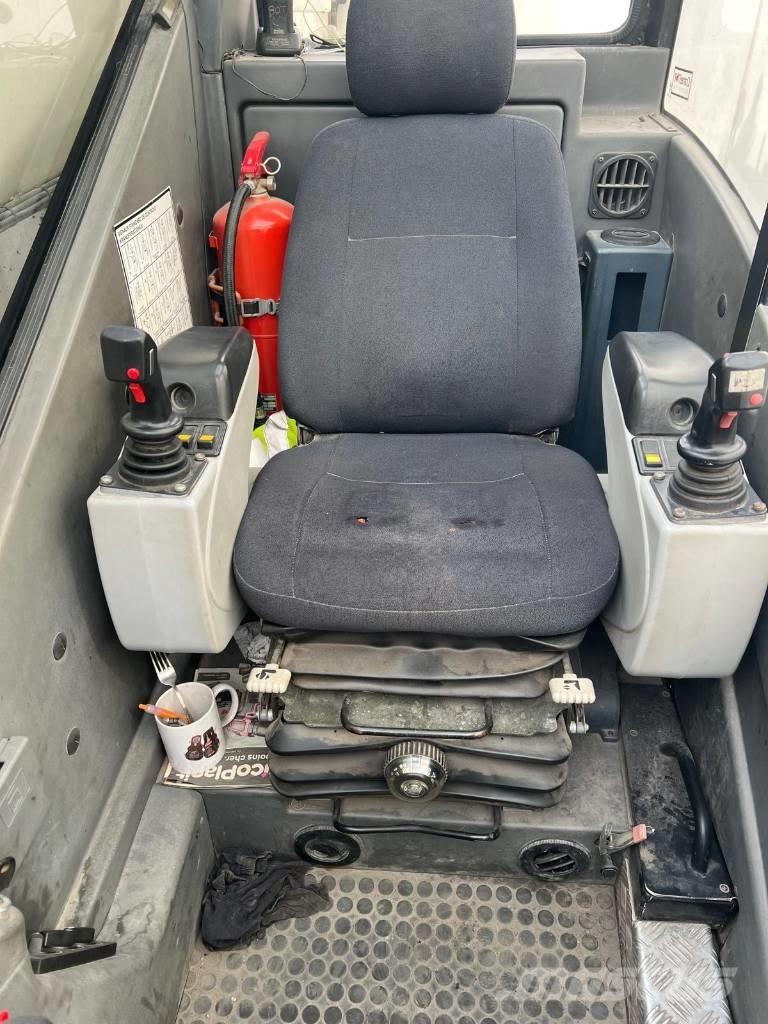 Grove GMK 4080-1 Grues tout terrain