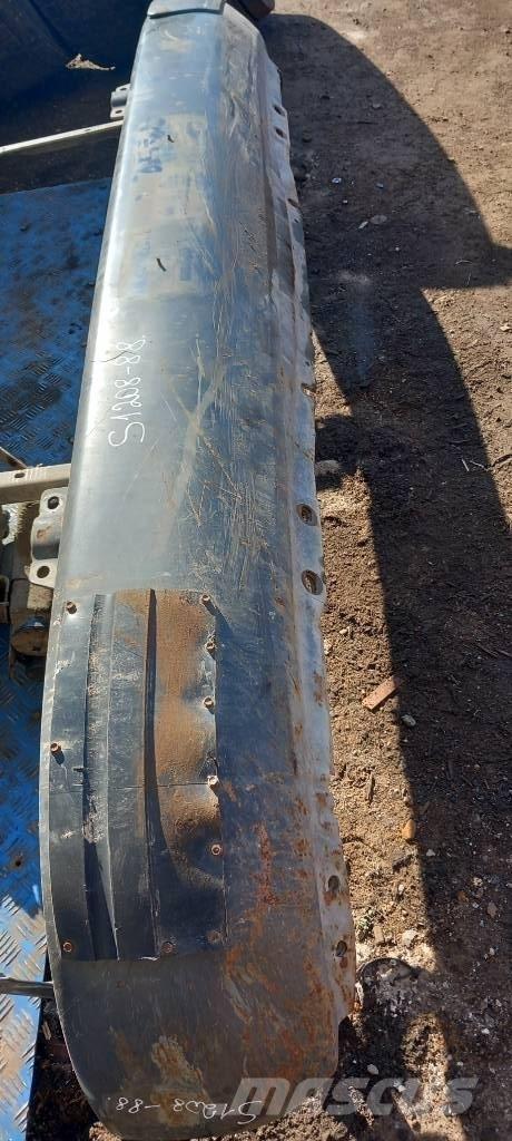 Scania 94 D.   1514093 Châssis et suspension