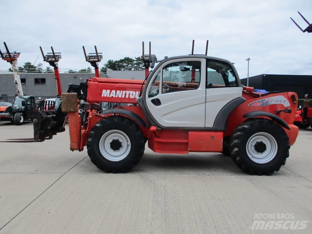 Manitou MT 1440 (866) Chariot télescopique