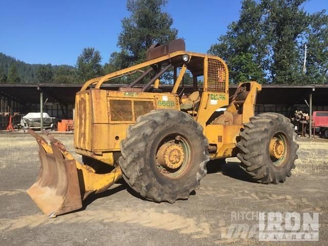 Clark Ranger 668-B Débusqueur