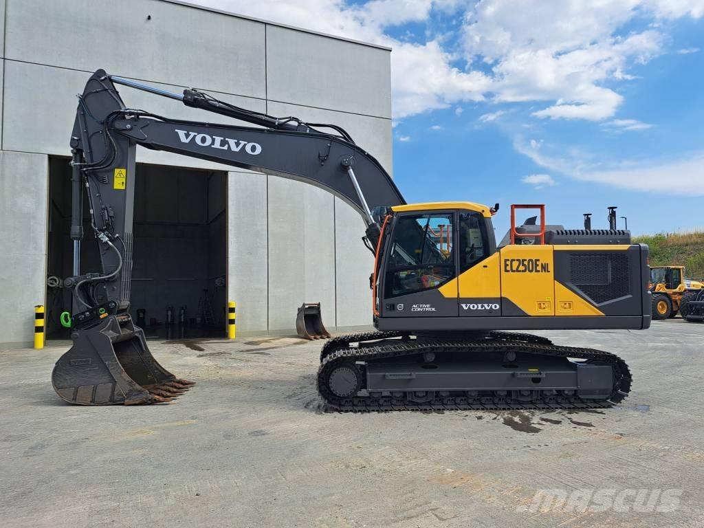 Volvo EC250ENL Pelle sur chenilles