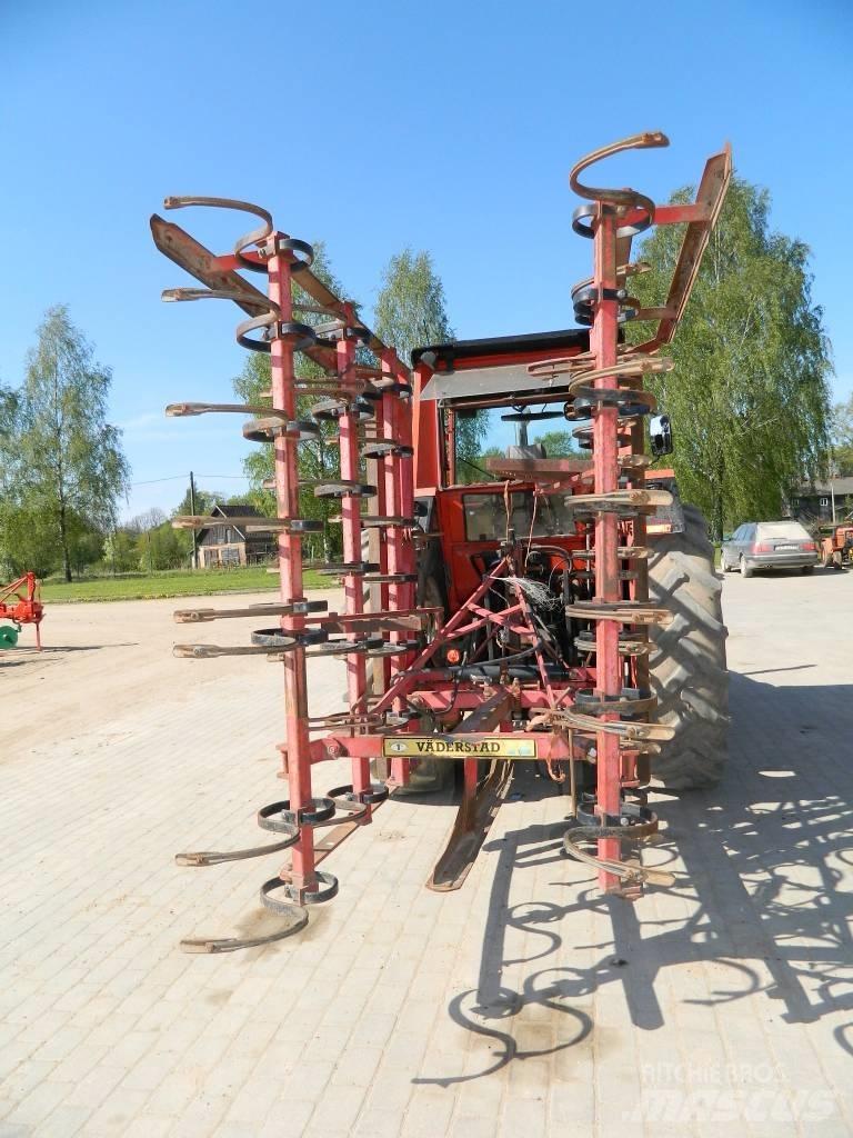 Väderstad 4100 Déchaumeur, cultivateur