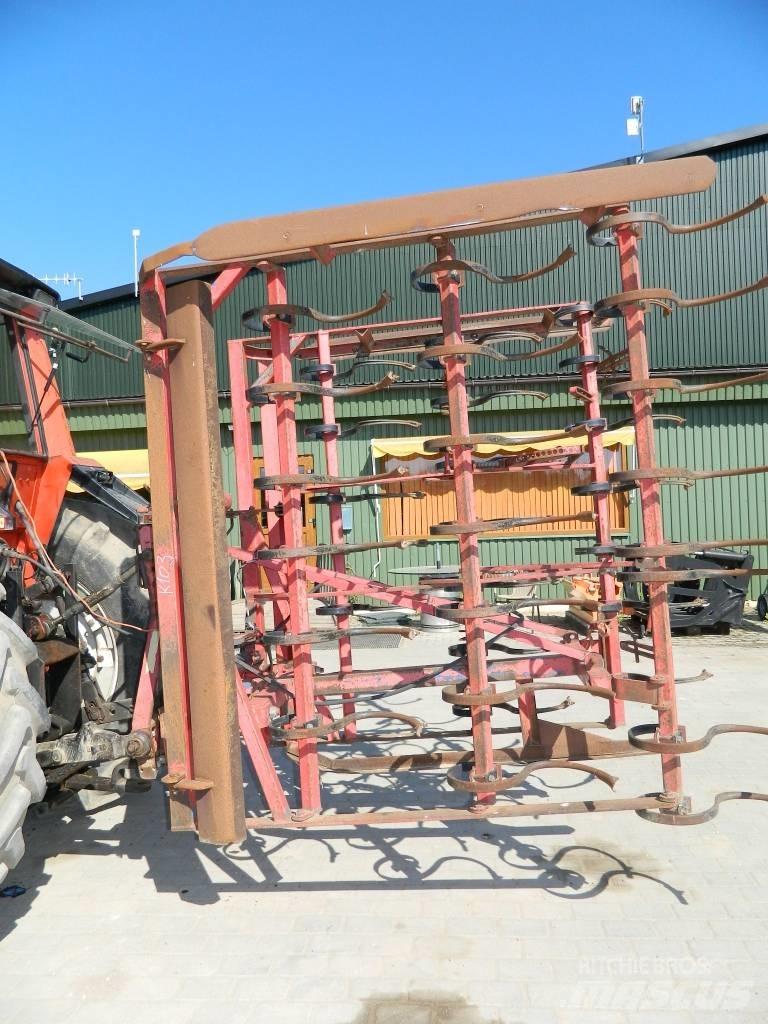 Väderstad 4100 Déchaumeur, cultivateur