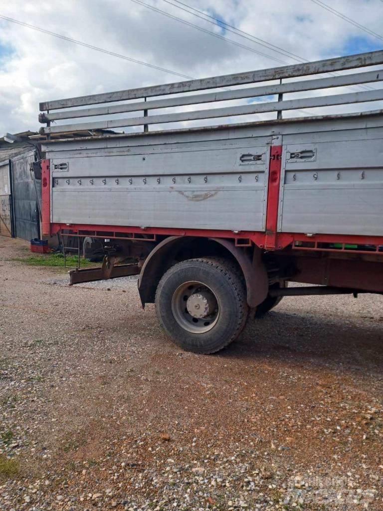 Mercedes-Benz 1638 Camion plateau