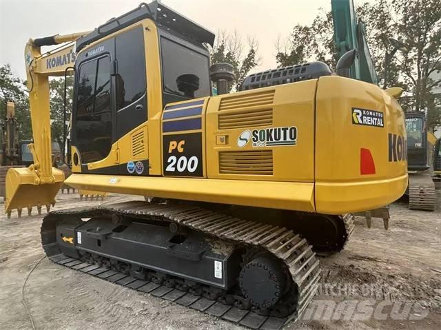Komatsu PC 200-8 Pelle sur chenilles