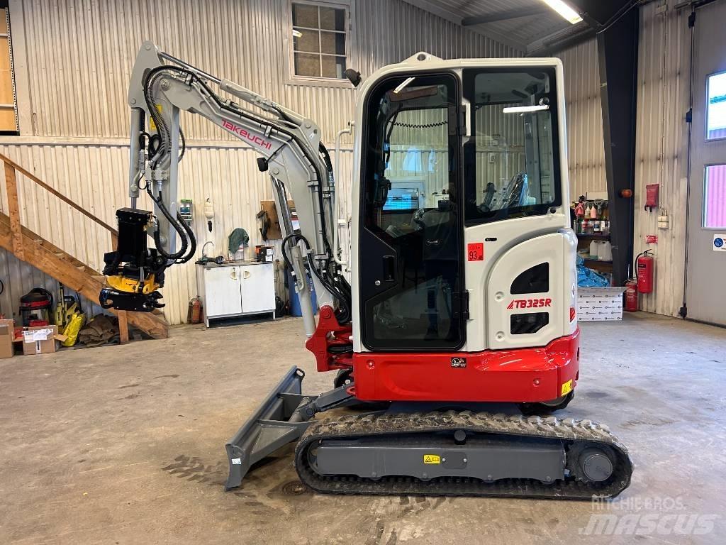 Takeuchi TB325 Mini pelle < 7t