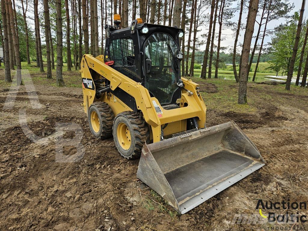 CAT 236 D Chargeuse compacte