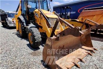 JCB 3CX 4X4 Tractopelle