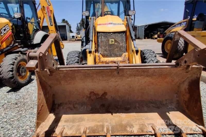 JCB 3CX 4X4 Tractopelle