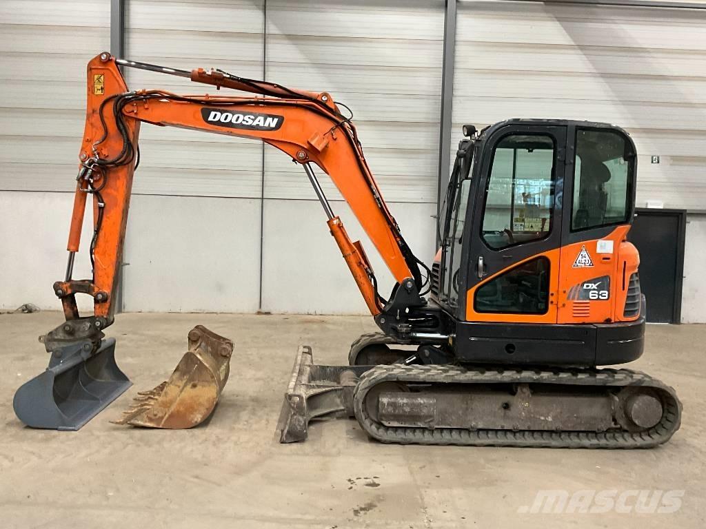 Doosan DX 63-3 Mini pelle < 7t