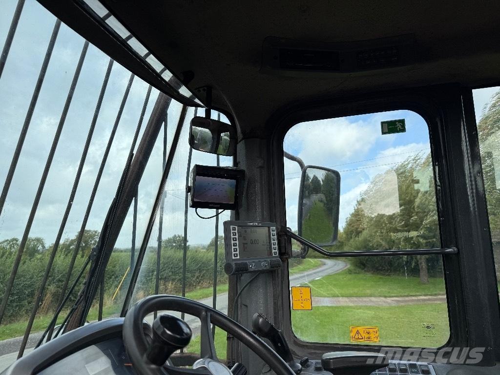 Doosan DL 200 Chargeuse sur pneus