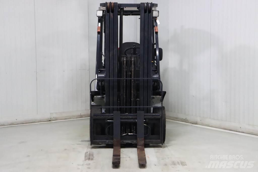 Nissan U1D2A20LQ Chariots GPL