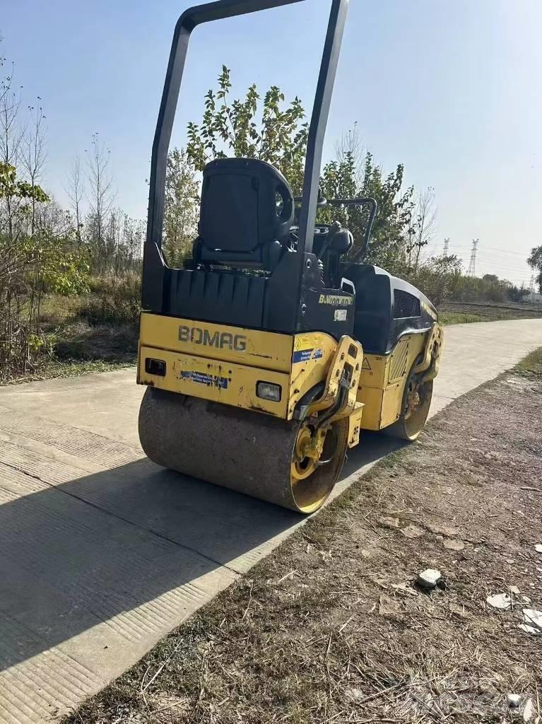 Bomag BW 100 AD Rouleaux tandem