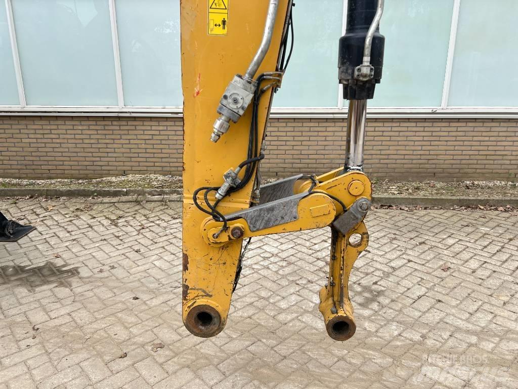 CAT MH3022  2015   CE Pelle à déchets