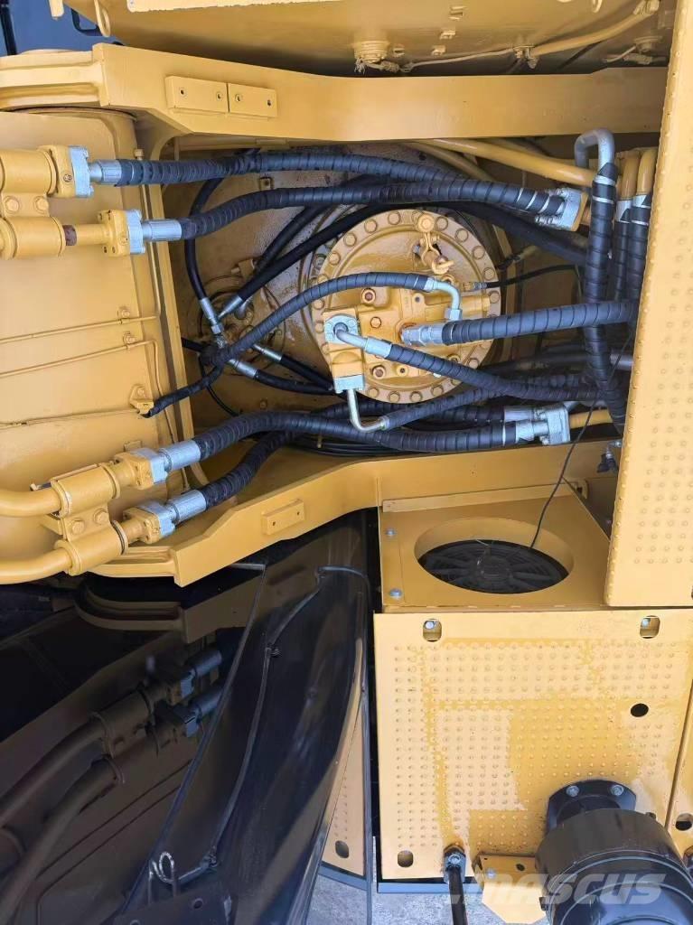 CAT 340 D L Pelle sur chenilles