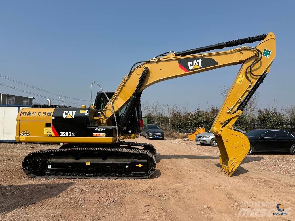 CAT 320D2L Pelle sur chenilles