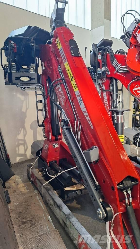 Penz 12Z9.50 Grue, Chargeur