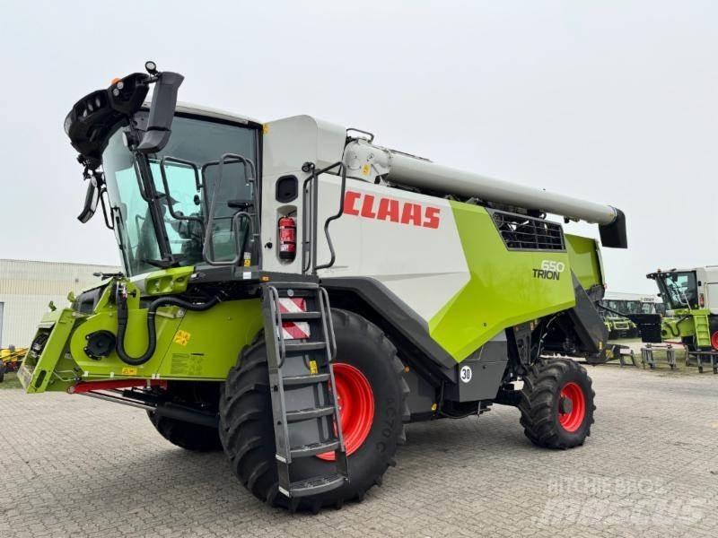 CLAAS TRION 650 Moissonneuse batteuse