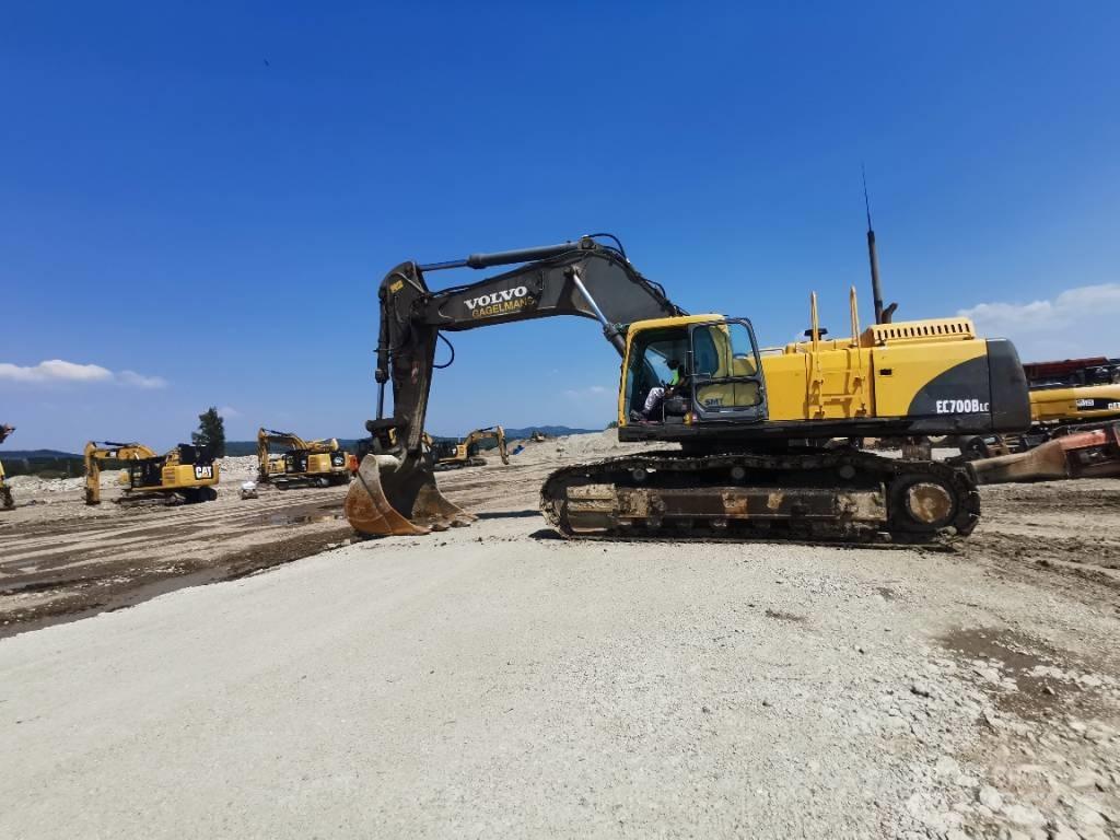 Volvo 700 B Pelle sur chenilles