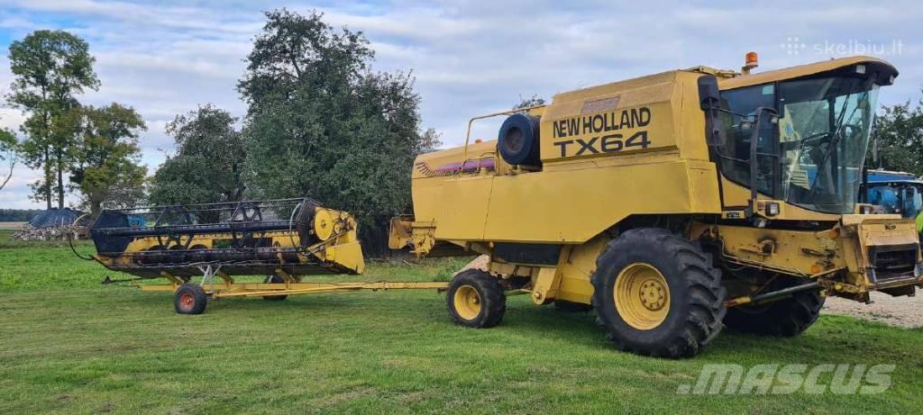 New Holland TX 64 Moissonneuse batteuse