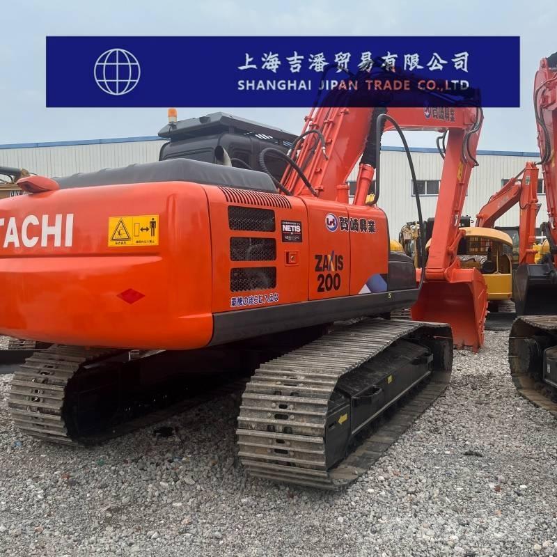 Hitachi ZX 200 Pelle sur chenilles