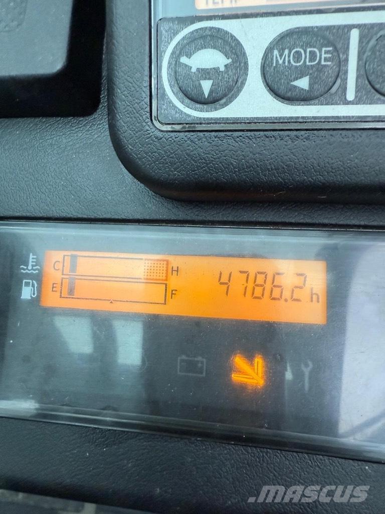 Toyota 02-8 FGJF 35 Chariots GPL