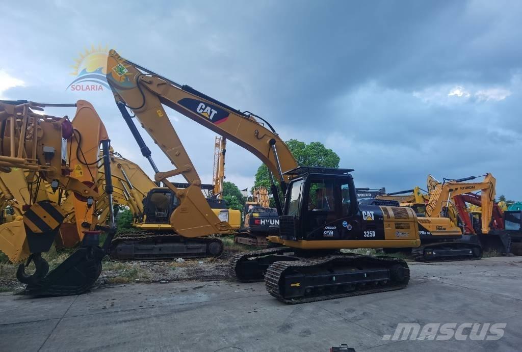 CAT 325 D Pelle sur chenilles