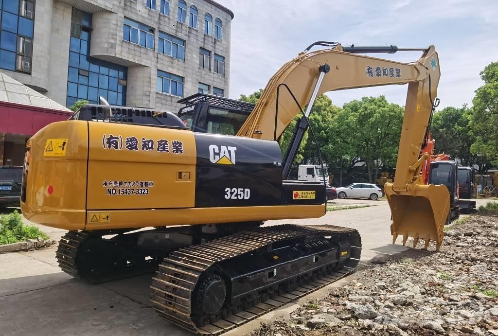 CAT 325 D Pelle sur chenilles