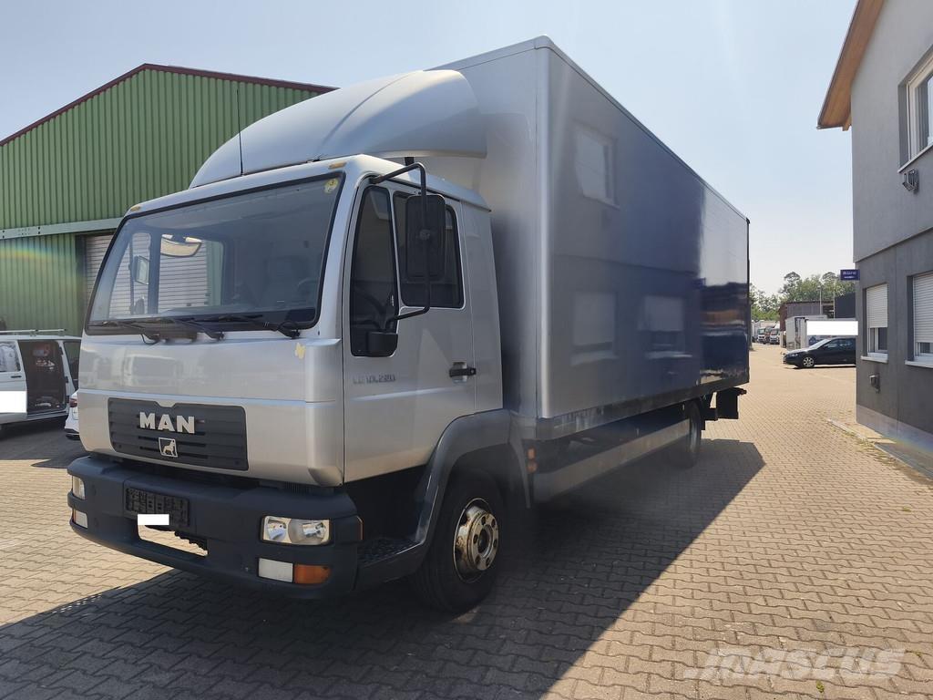 MAN LE 10.220 Camion Fourgon