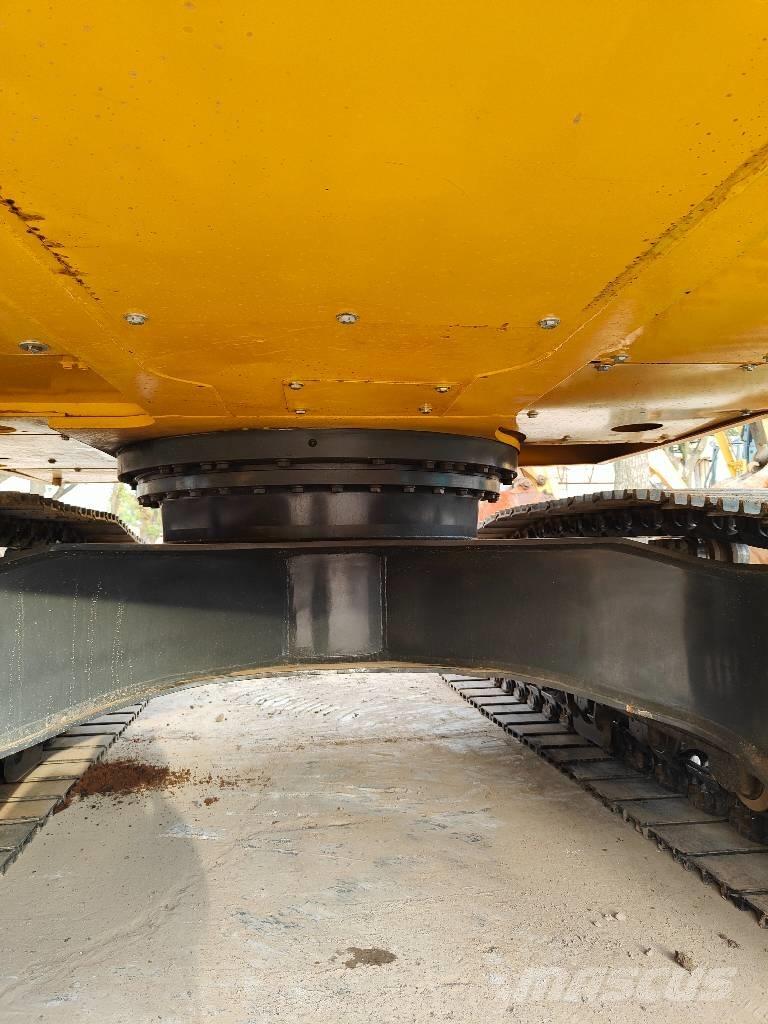 Komatsu PC200 Pelle sur chenilles