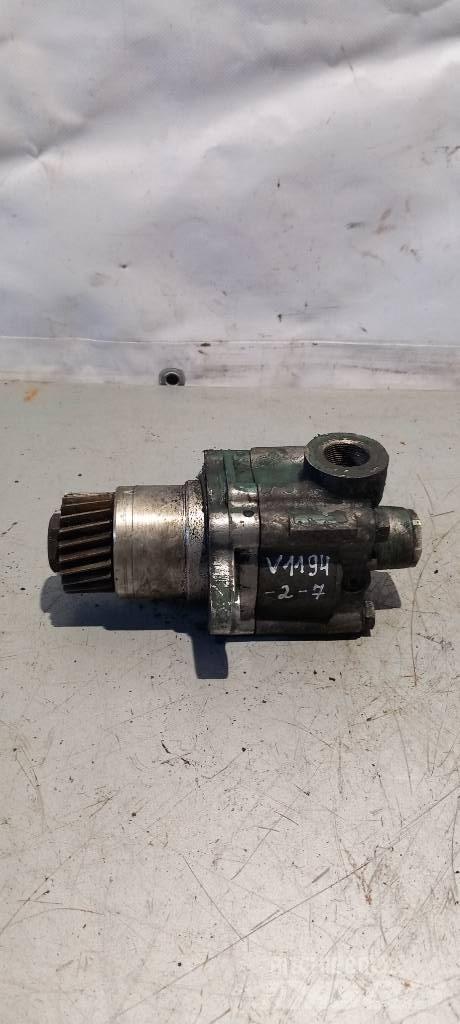 Volvo FH 12    2105480 Hydraulique