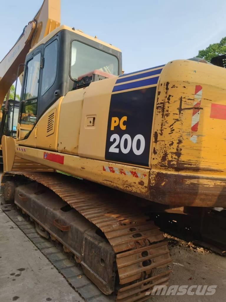 Komatsu PC 200-7 Pelle sur chenilles