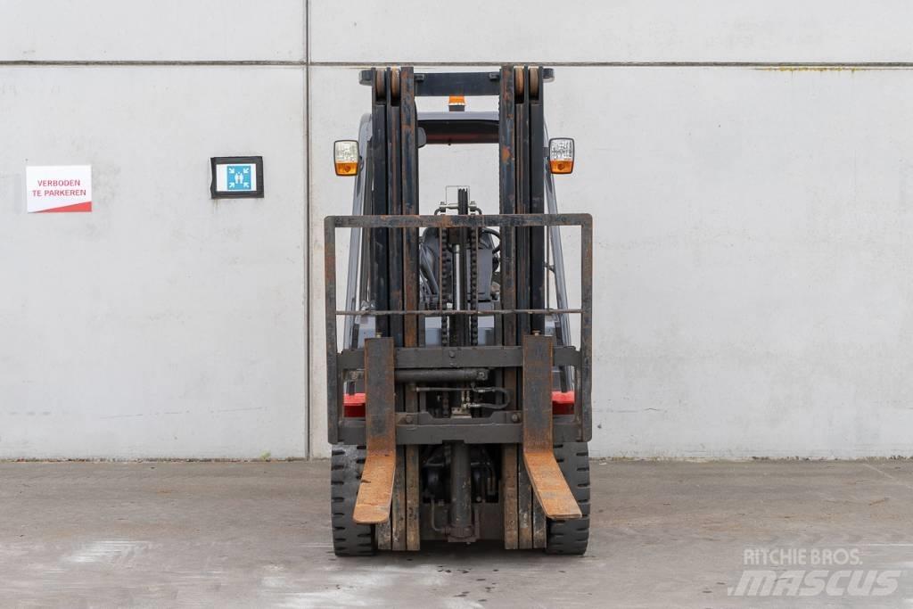 Manitou MI 25 D Chariots diesel