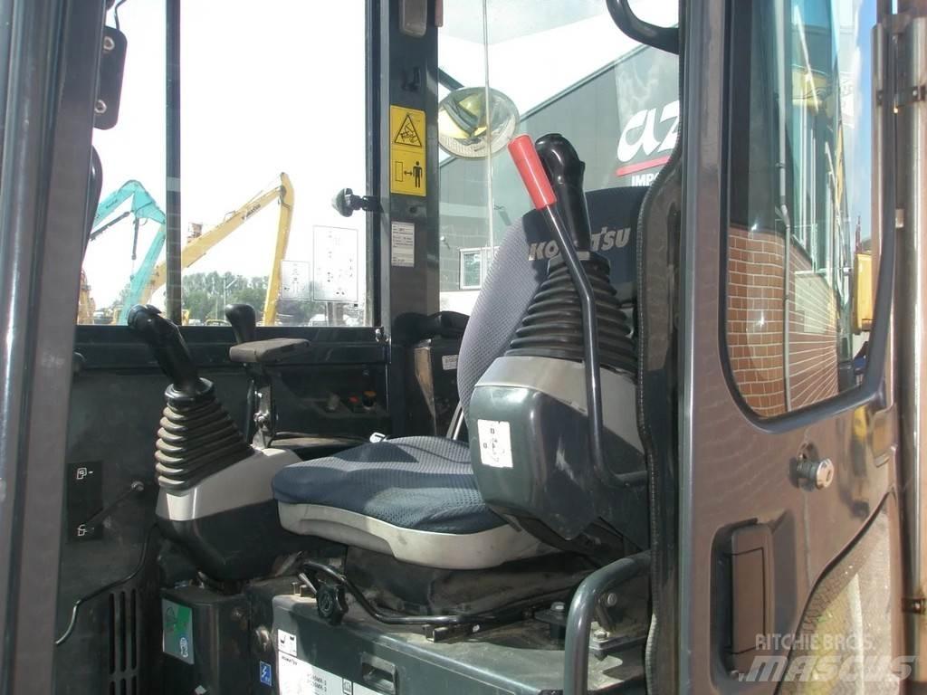 Komatsu PC45MR-3 Mini pelle < 7t