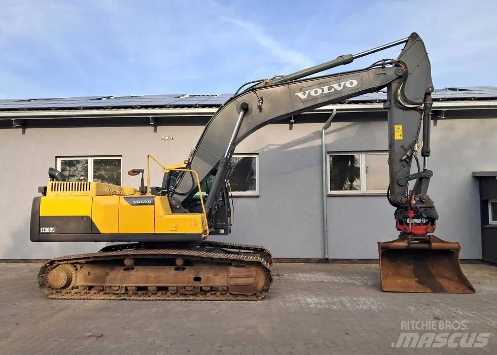 Volvo EC 300 D L Pelle sur chenilles