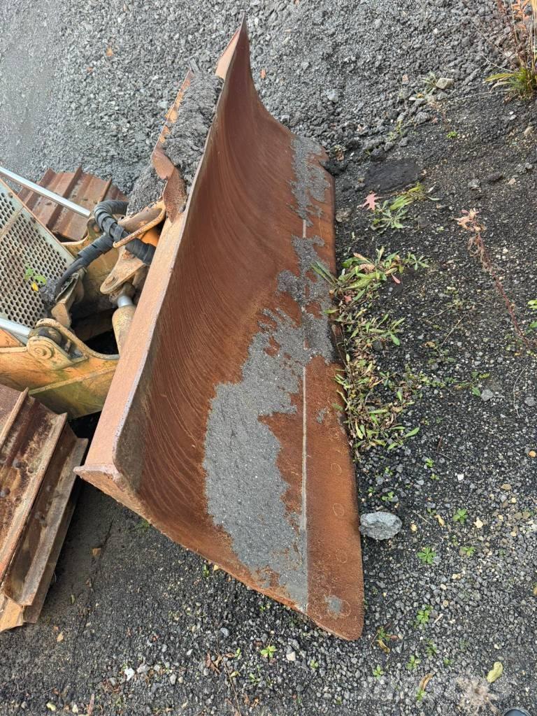 CASE 1150 E Bouteurs sur chenilles