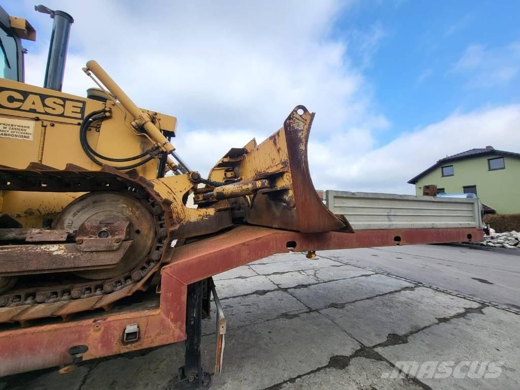 CASE 1550 E Bouteurs sur chenilles