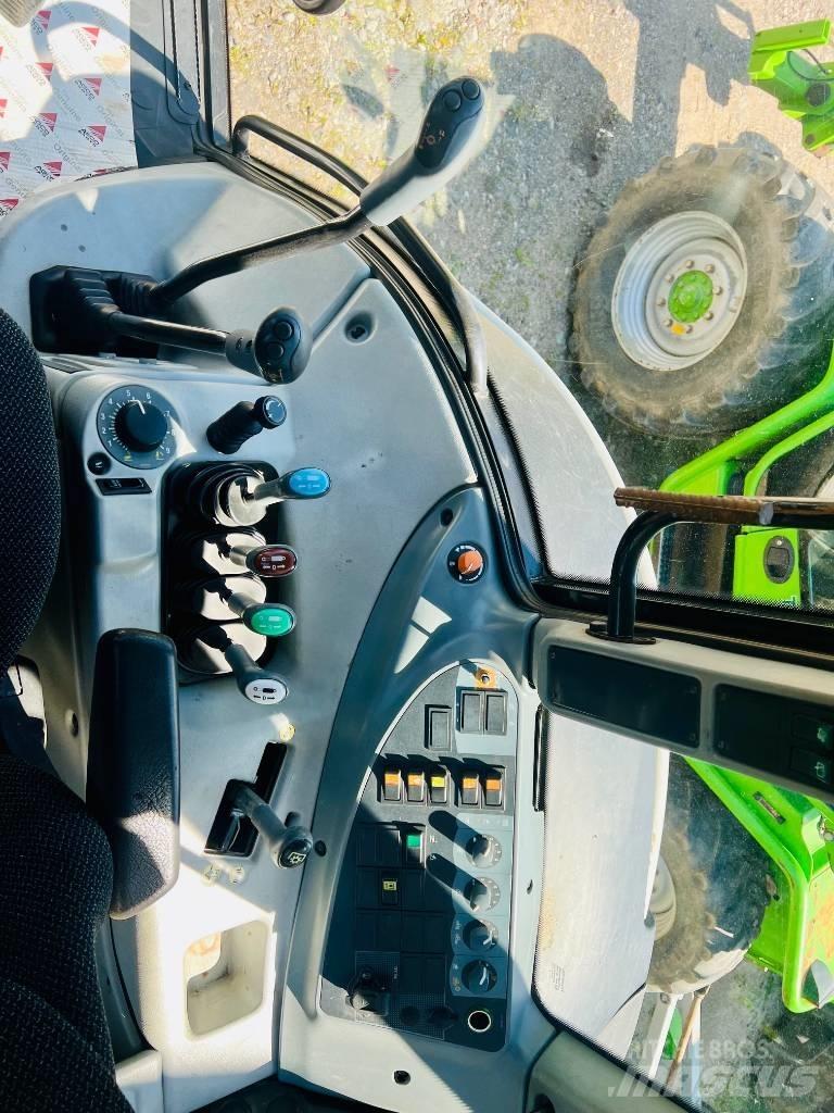 Valtra T 121 Tracteur
