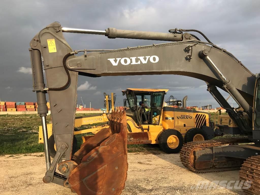 Volvo EC 460 B LC Pelle sur chenilles