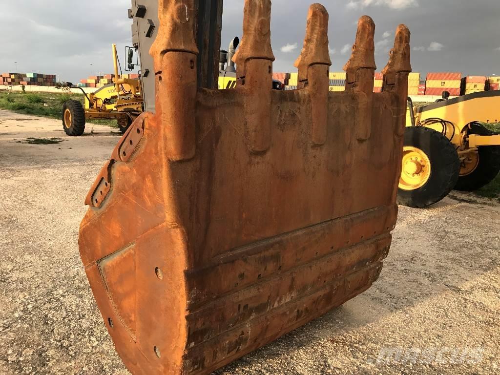 Volvo EC 460 B LC Pelle sur chenilles