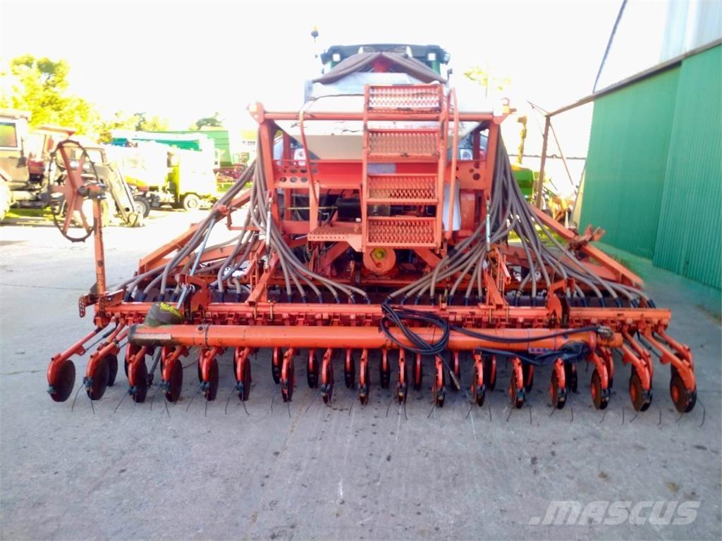 Kuhn Venta TI 450 Semoir combiné