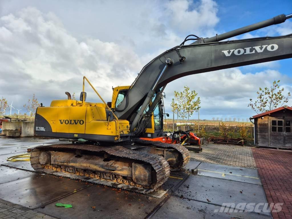 Volvo EC 210 B LC Pelle sur chenilles