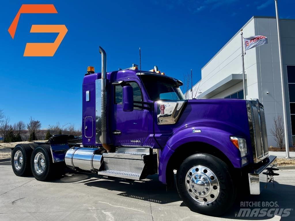 Kenworth W 990 Tracteur routier