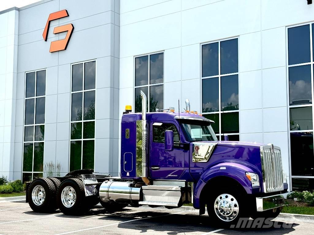 Kenworth W 990 Tracteur routier