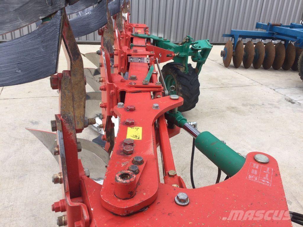 Kverneland LS100 Charrue non réversible