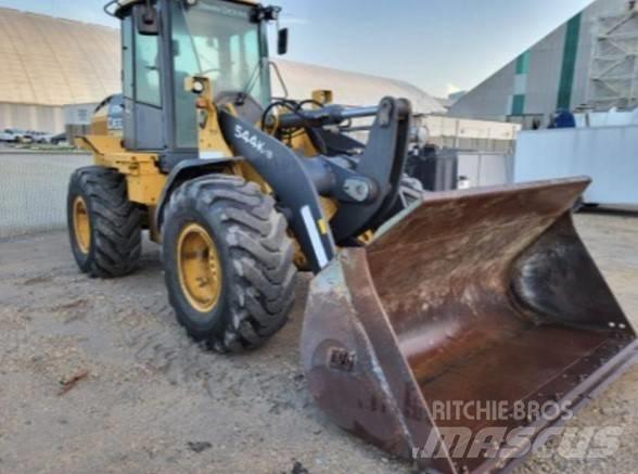 John Deere 544K Chargeuse sur pneus