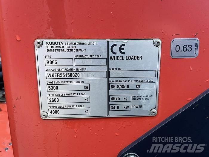 Kubota R065 Chargeuse sur pneus